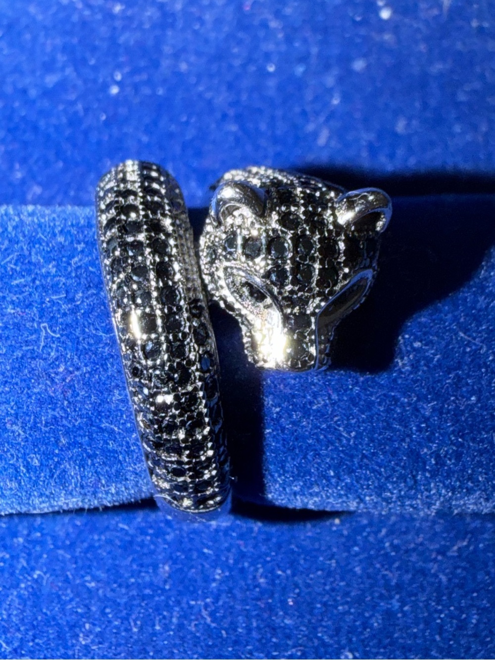 Black Pavé Panther Head Ring - Women Accessories
